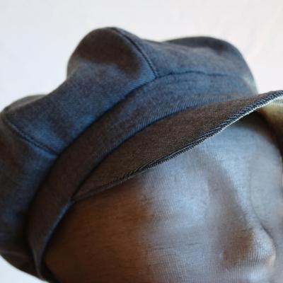 Detail visiere gavroche bleue chinee