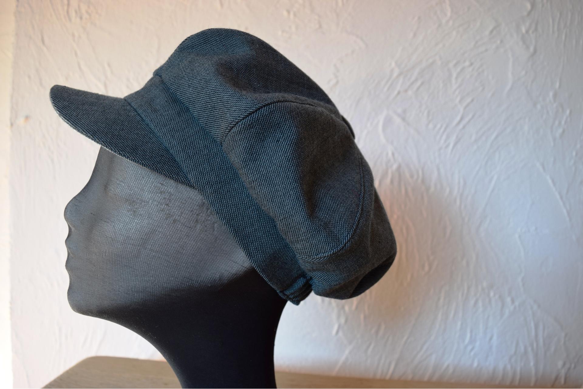 Gavroche bleue chinee profil